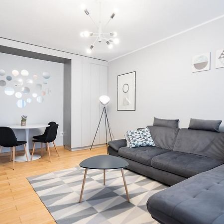 Happy Bubble I Timpuri Noi 1Br Apt 4 Ppl Bucureşti Ngoại thất bức ảnh