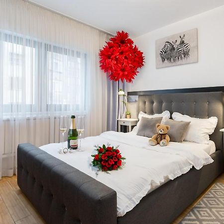 Happy Bubble I Timpuri Noi 1Br Apt 4 Ppl Bucureşti Ngoại thất bức ảnh