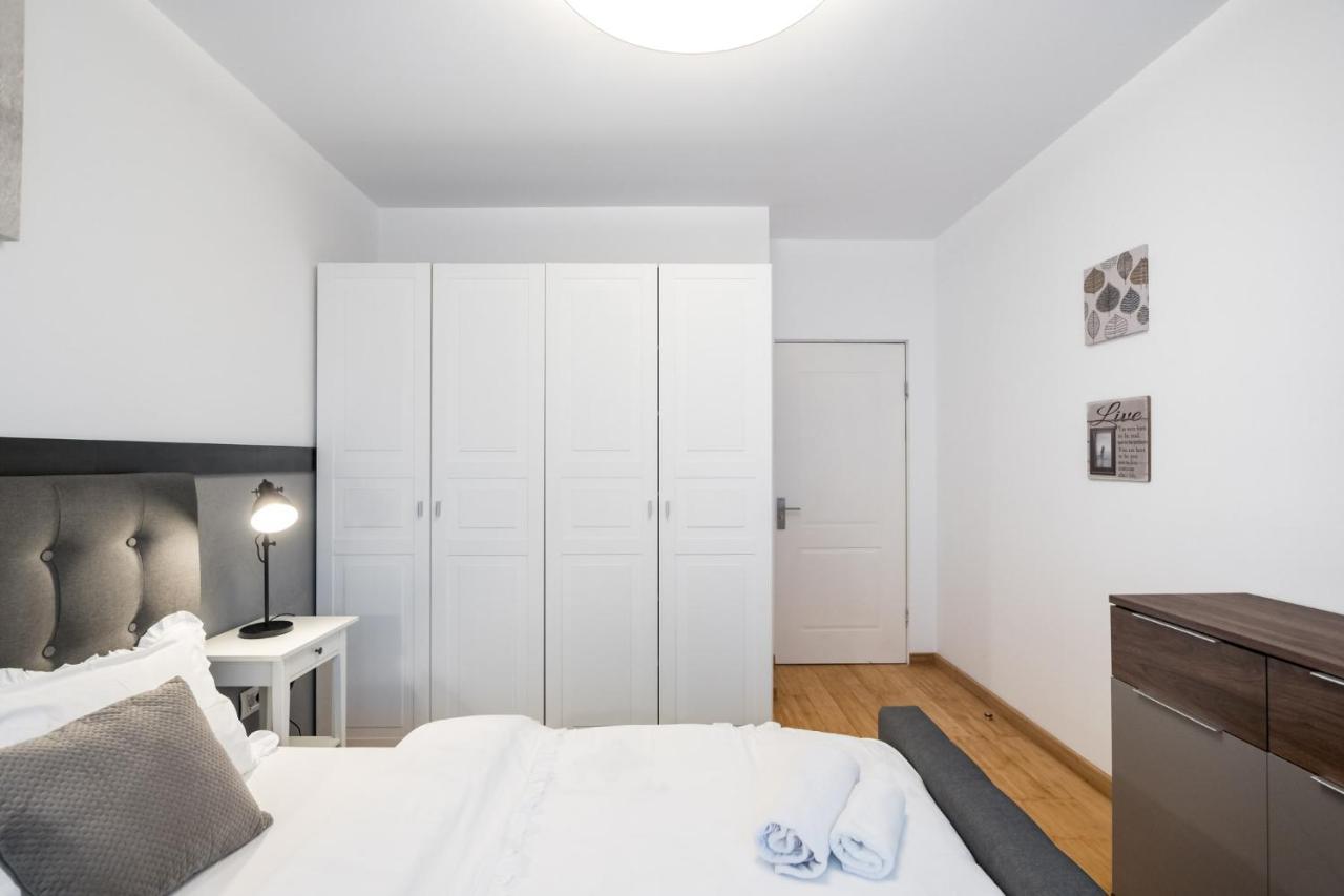 Happy Bubble I Timpuri Noi 1Br Apt 4 Ppl Bucureşti Ngoại thất bức ảnh